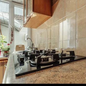 Продается 1-комнатная квартира, 43 м²