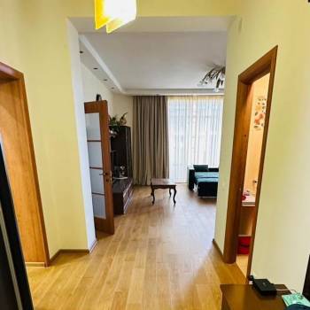 Продается 3-х комнатная квартира, 139 м²