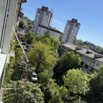 Продается 1-комнатная квартира, 32 м²