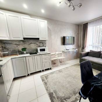 Продается 1-комнатная квартира, 45,6 м²