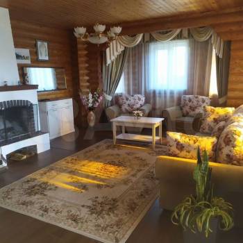 Продается Дом, 297 м²