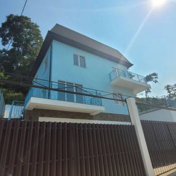 Продается Дом, 240 м²