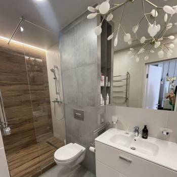 Продается 1-комнатная квартира, 38 м²