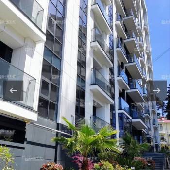 Продается 1-комнатная квартира, 49,8 м²