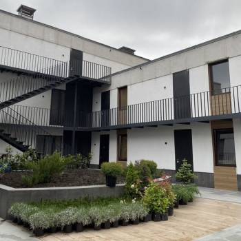 Продается 1-комнатная квартира, 43 м²