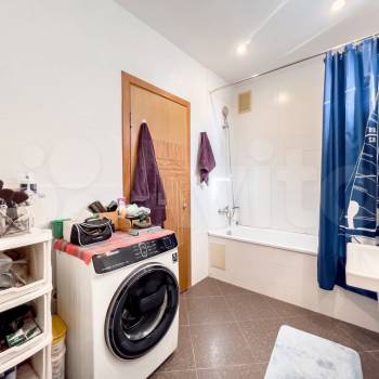 Продается Многокомнатная квартира, 97,3 м²