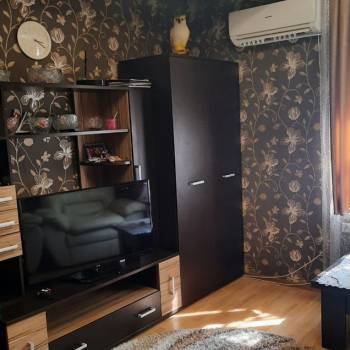 Продается 1-комнатная квартира, 44 м²