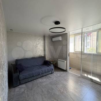 Продается 1-комнатная квартира, 29,7 м²