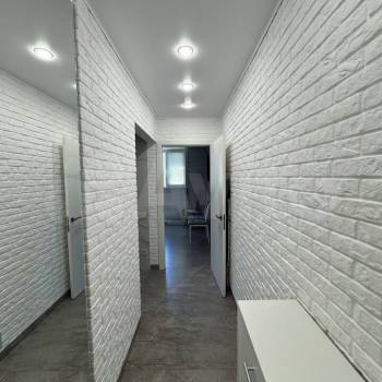 Продается 1-комнатная квартира, 29,7 м²