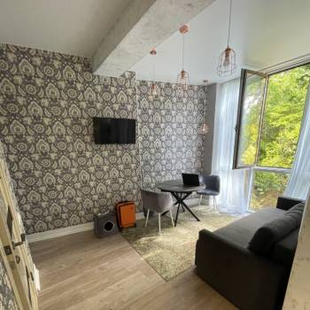 Продается 3-х комнатная квартира, 56 м²