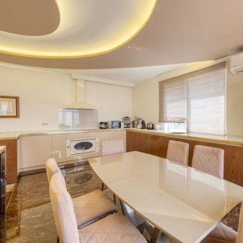 Продается Дом, 423 м²