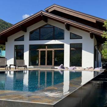 Продается Дом, 390 м²