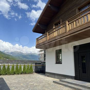 Продается Дом, 390 м²