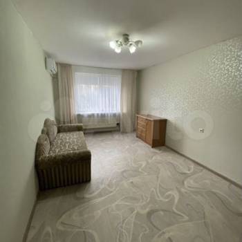 Продается 1-комнатная квартира, 43 м²