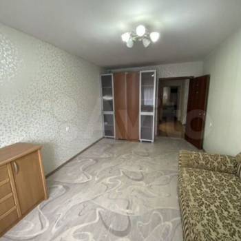Продается 1-комнатная квартира, 43 м²