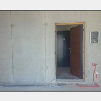 Продается 1-комнатная квартира, 37 м²