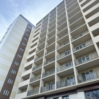 Продается 1-комнатная квартира, 50 м²