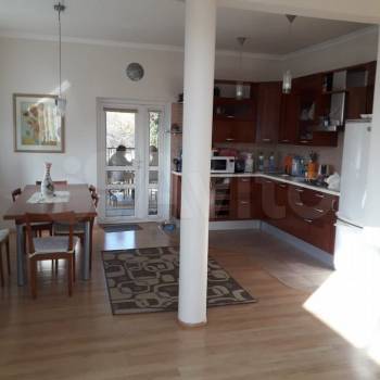 Продается Дом, 355 м²