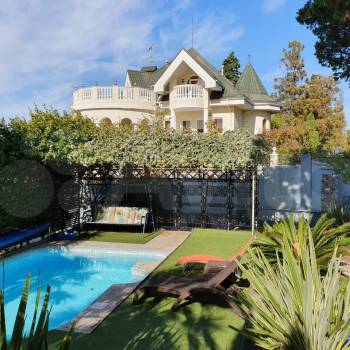 Продается Дом, 355 м²