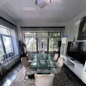 Продается Дом, 600 м²