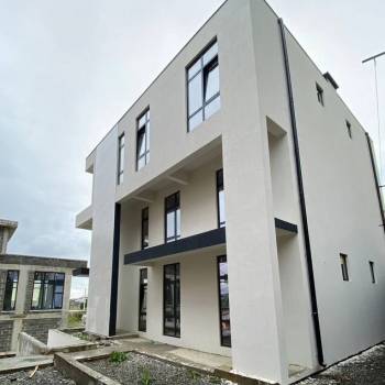 Продается Дом, 200 м²