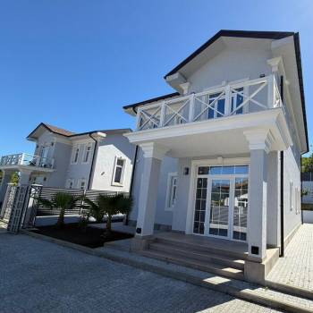 Продается Дом, 180 м²