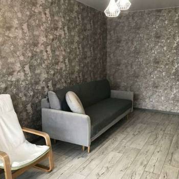 Продается 1-комнатная квартира, 48,5 м²