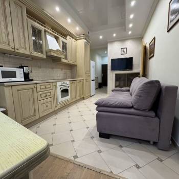 Продается 3-х комнатная квартира, 48 м²