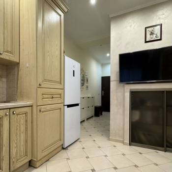 Продается 3-х комнатная квартира, 48 м²