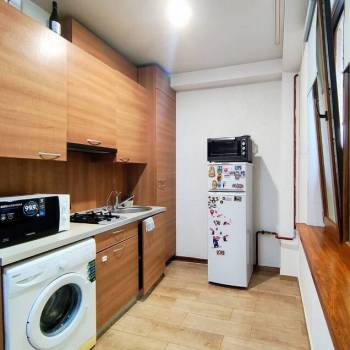 Продается 1-комнатная квартира, 32 м²