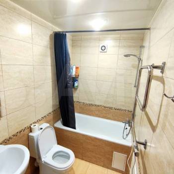 Продается 1-комнатная квартира, 32 м²