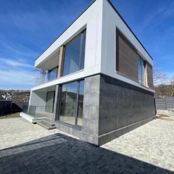 Продается Дом, 200 м²