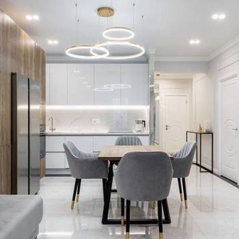 Продается Многокомнатная квартира, 100 м²