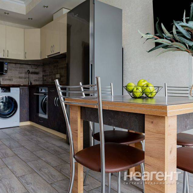 Продаю студию, ЖК Огни Сочи, ул. Дагомысская, собственник