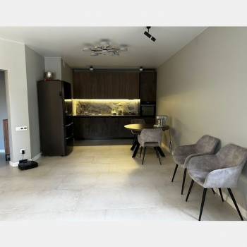 Продается 1-комнатная квартира, 49,9 м²