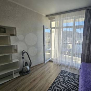 Продается 1-комнатная квартира, 37 м²