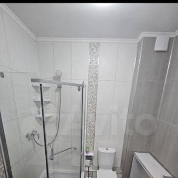 Продается 1-комнатная квартира, 37 м²