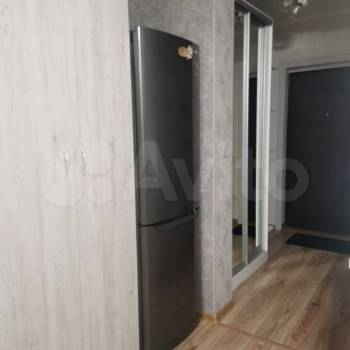 Продается 1-комнатная квартира, 37 м²
