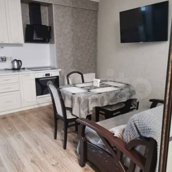 Продается 1-комнатная квартира, 37 м²