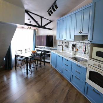 Продается 2-х комнатная квартира, 60 м²