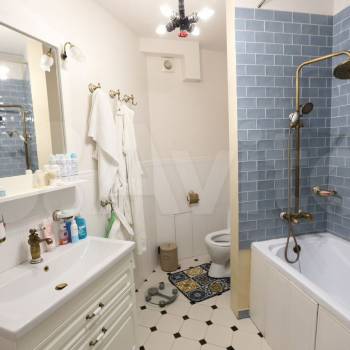 Продается 2-х комнатная квартира, 60 м²