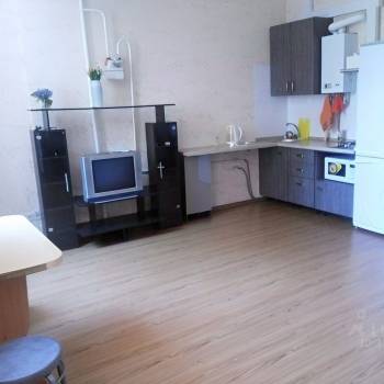 Продается 1-комнатная квартира, 32 м²