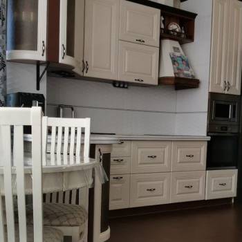 Продается Многокомнатная квартира, 76 м²