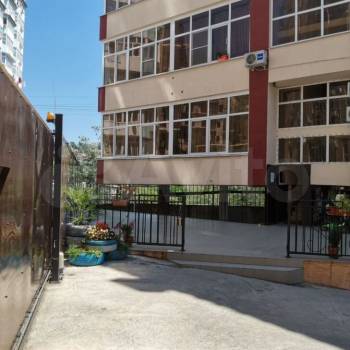 Продается Многокомнатная квартира, 76 м²