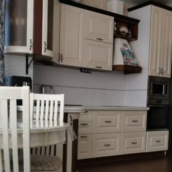 Продается Многокомнатная квартира, 76 м²