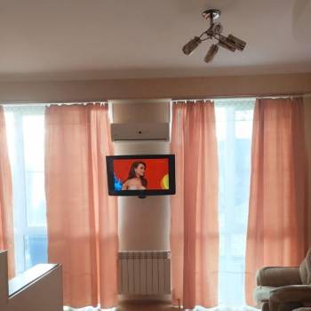 Продается 1-комнатная квартира, 69 м²