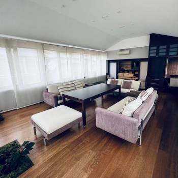 Продается 3-х комнатная квартира, 116,4 м²