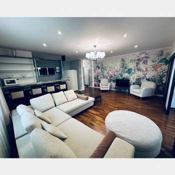 Продается 3-х комнатная квартира, 116,4 м²