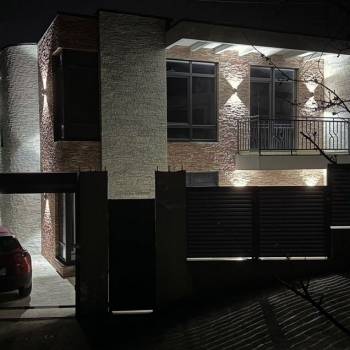 Продается Дом, 211 м²