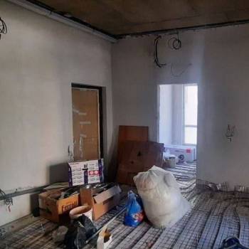 Продается Многокомнатная квартира, 61,7 м²